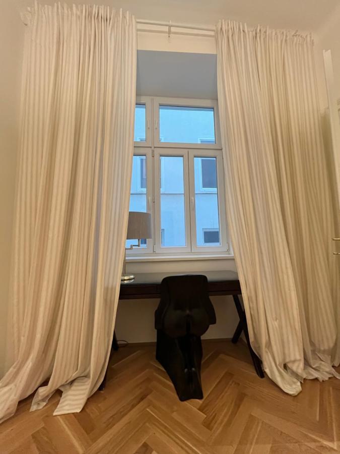 Zentrale Wohlfuehloase Apartment Виена Екстериор снимка